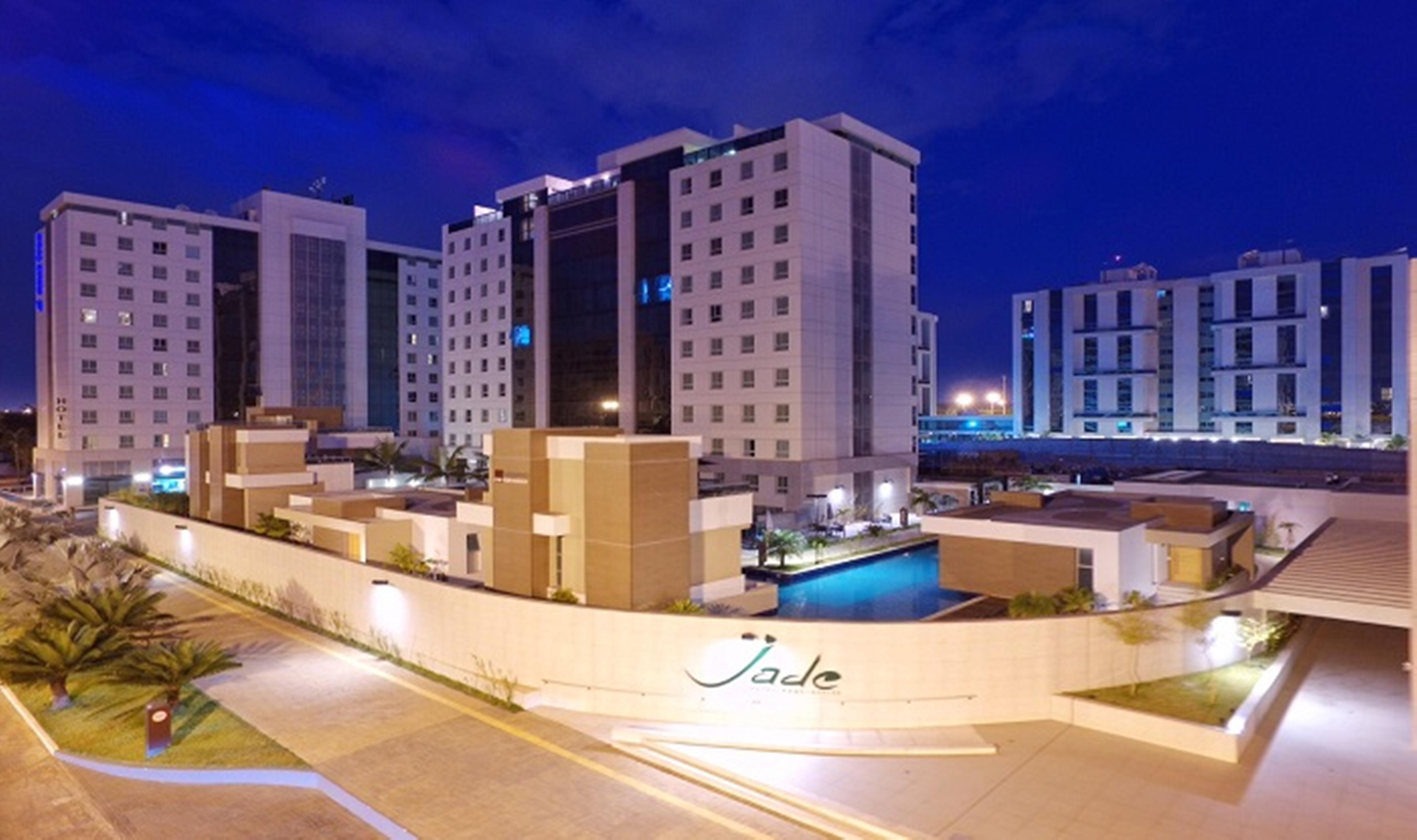 Jade Hotel Brasília Exterior foto Residential complex in the city