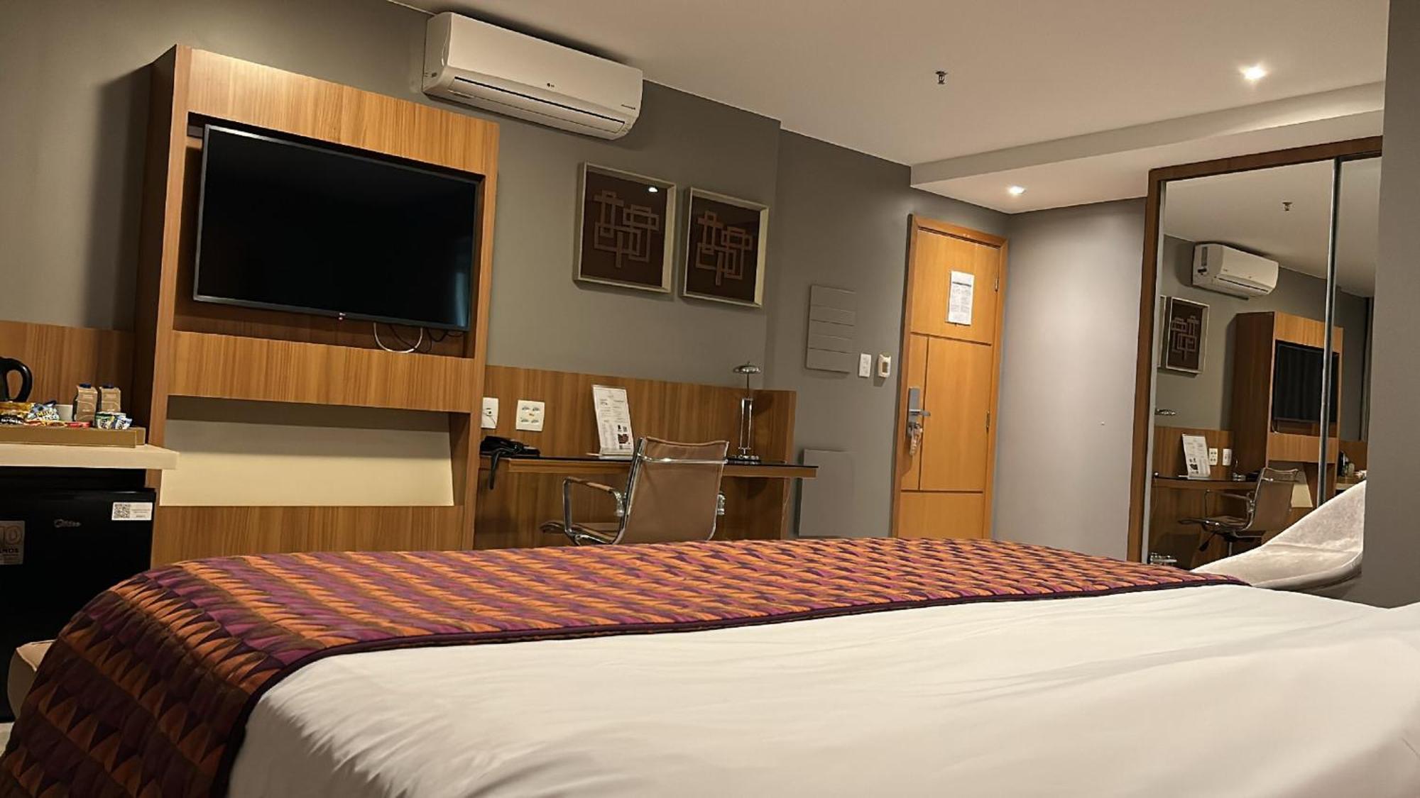 Jade Hotel Brasília Candangolandia Exterior foto A room at the hotel